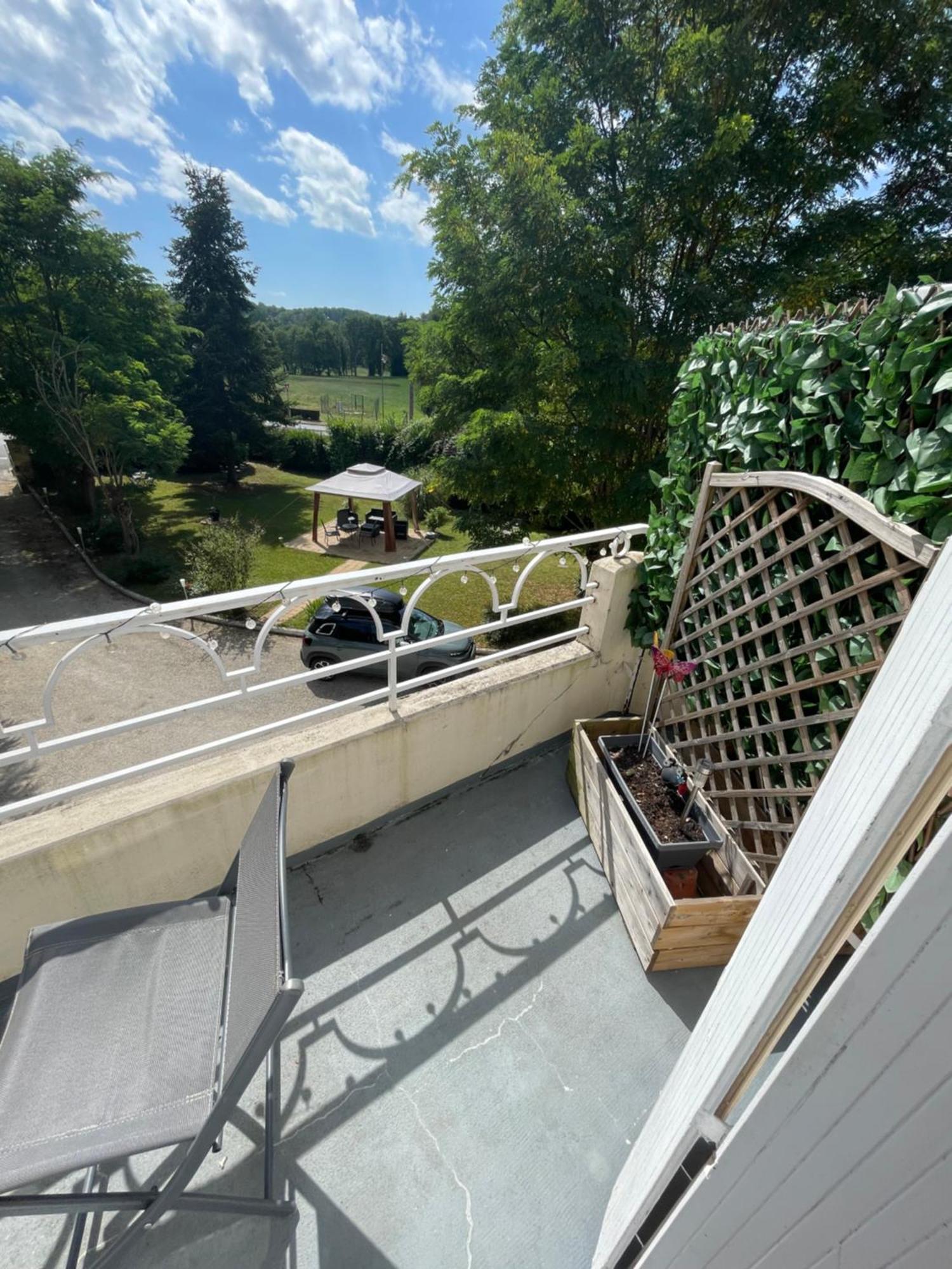 Vue Du Chateau D'Excideuil En Chambres Exteriör bild