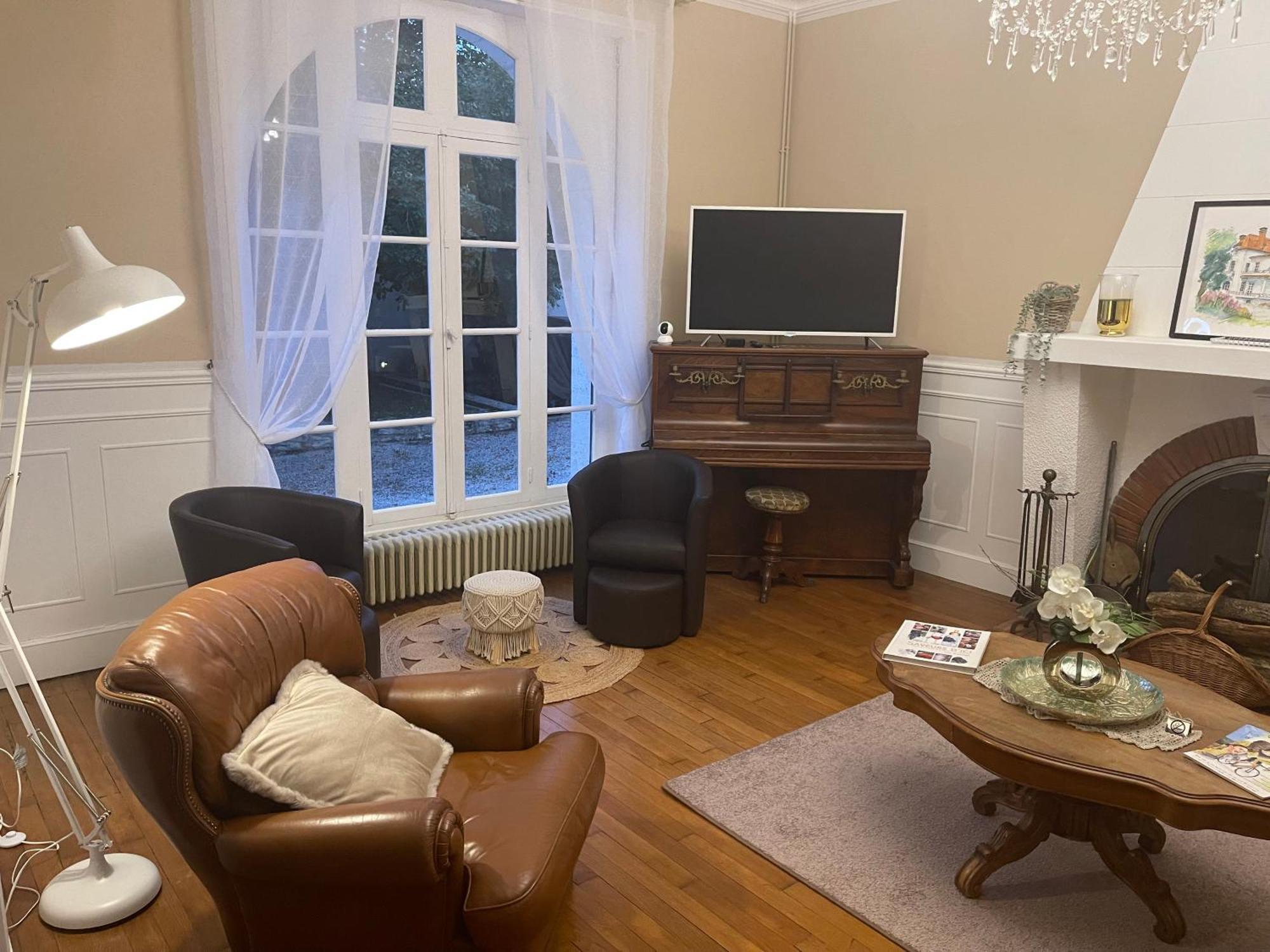Vue Du Chateau D'Excideuil En Chambres Exteriör bild