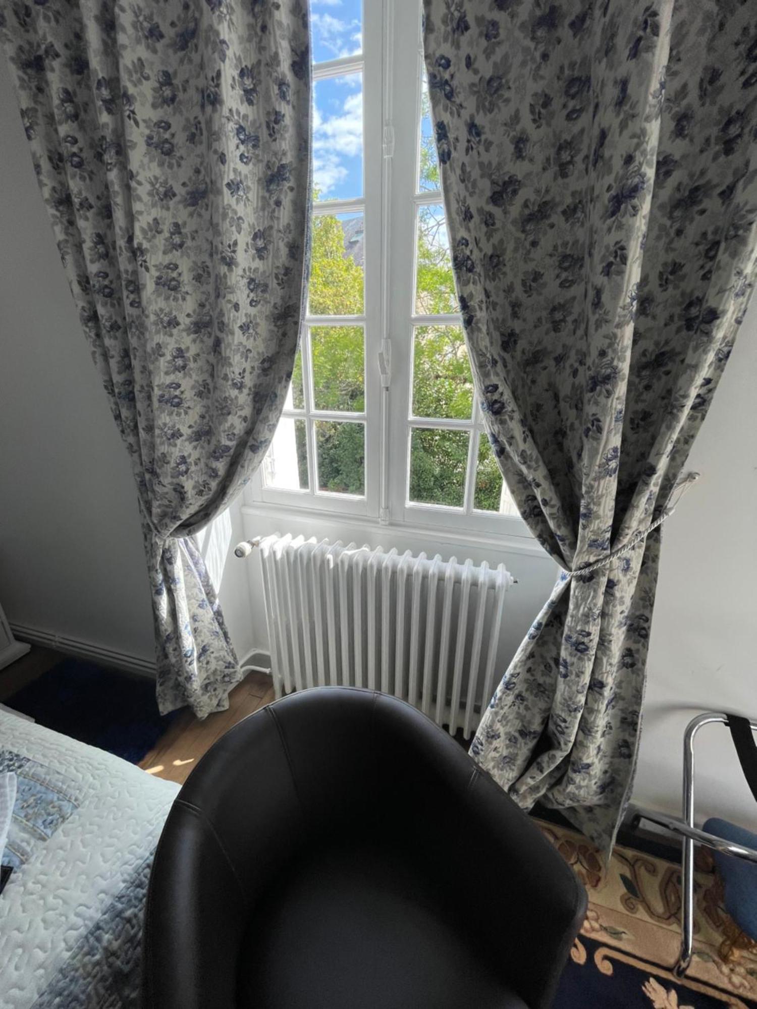 Vue Du Chateau D'Excideuil En Chambres Exteriör bild